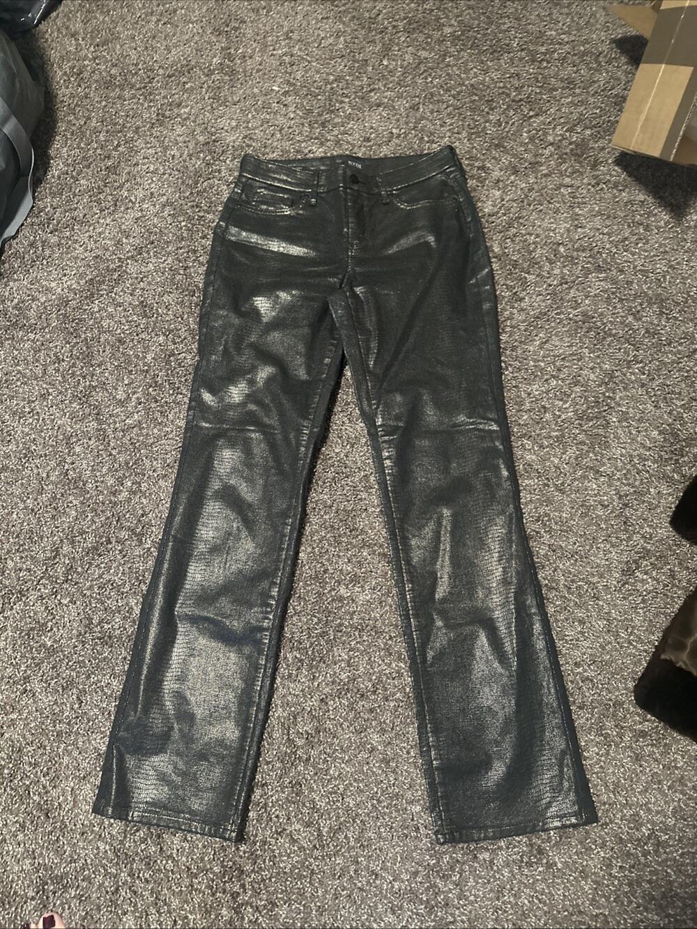NYDJ Marilyn Straight Jeans Size 4 Gold Black Snake Embossed Lift Tuck NWOT